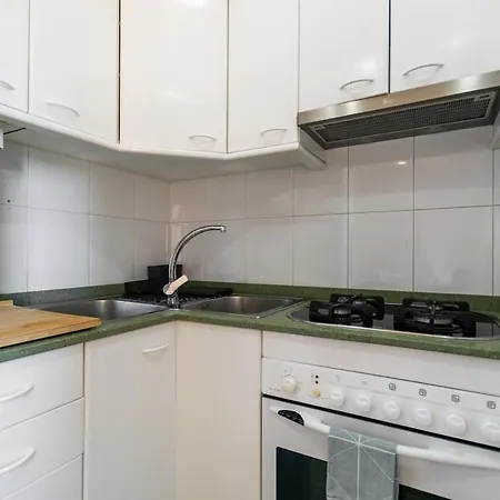 Furnished & Fully Equipped 2br Near The Barcelona
