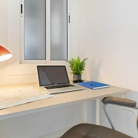 Апартаменты Furnished & Fully Equipped 2br Near The *