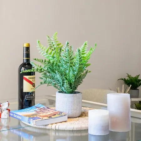 Apartmán Furnished & Fully Equipped 2br Near The *